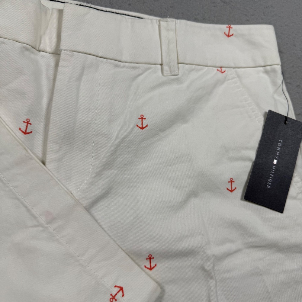 Tommy Hilfiger Womens White Red Anchor Embroidered Chino Shorts Nautical Size 6